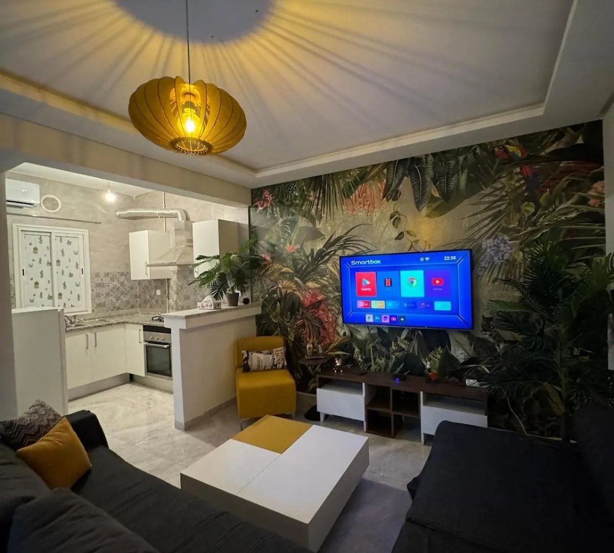 Jungle Studio Tunus 0*,  Tunus