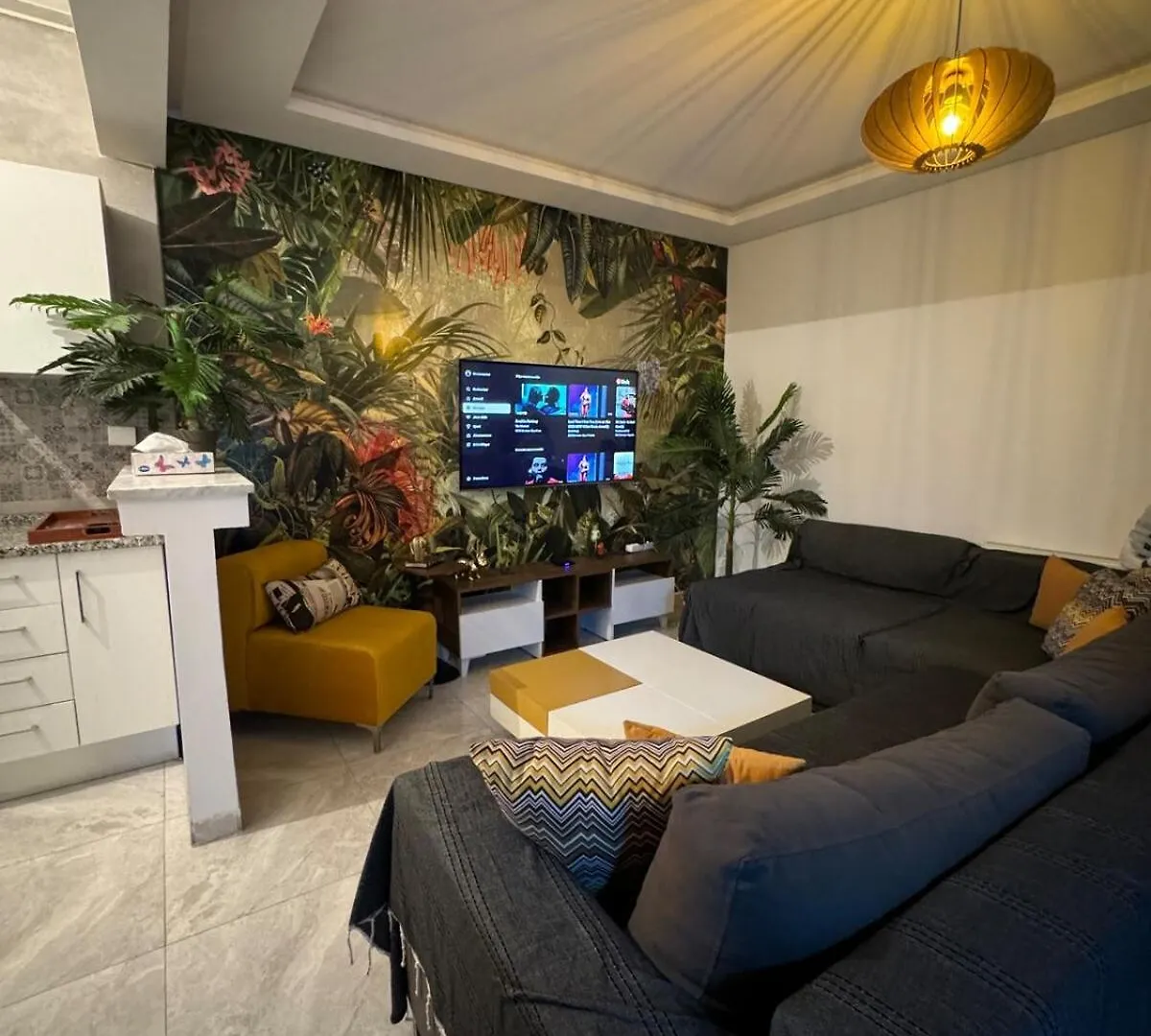 Jungle Studio location